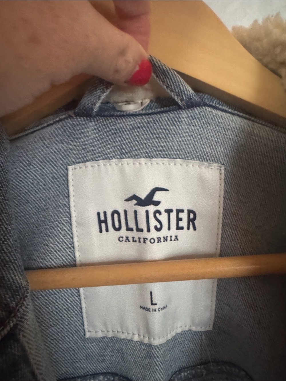 Hollister Jean Jacket Medium-Light Wash Size L - Picture 6 of 8